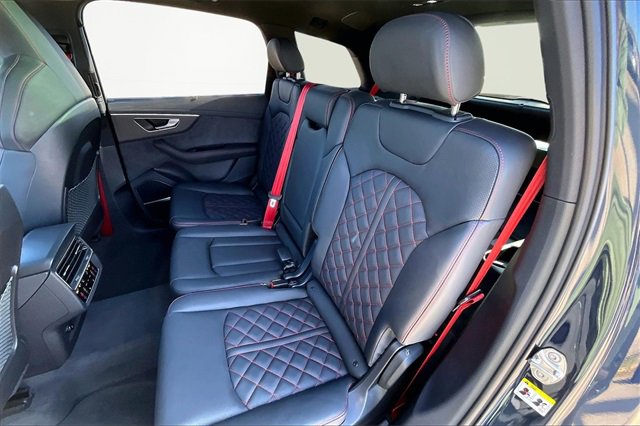 New 2026 Audi Q7 3.0T Prestige image 10