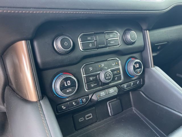 Used 2023 Chevrolet Tahoe High Country w/ Advanced Technology Package AWD/4WD image 20