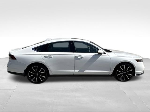 Used 2025 Honda Accord Touring image 8