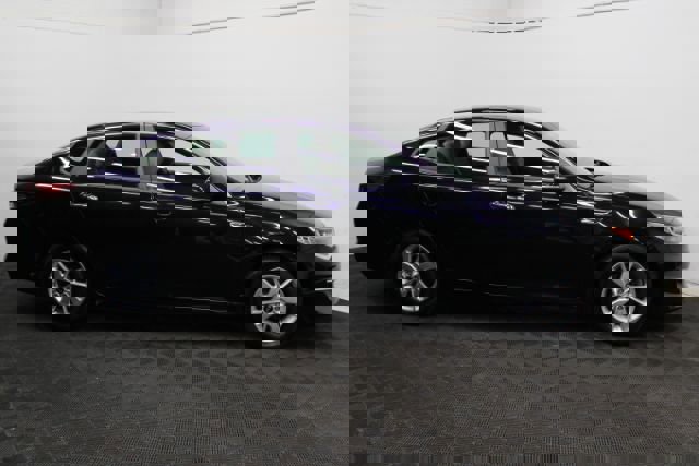 Used 2016 Kia Optima LX image 4