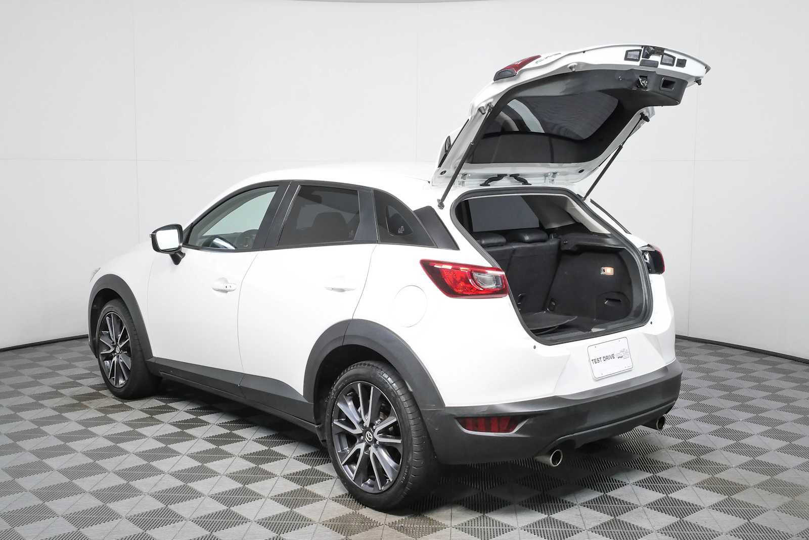 Used 2018 MAZDA CX-3 Touring FWD image 28
