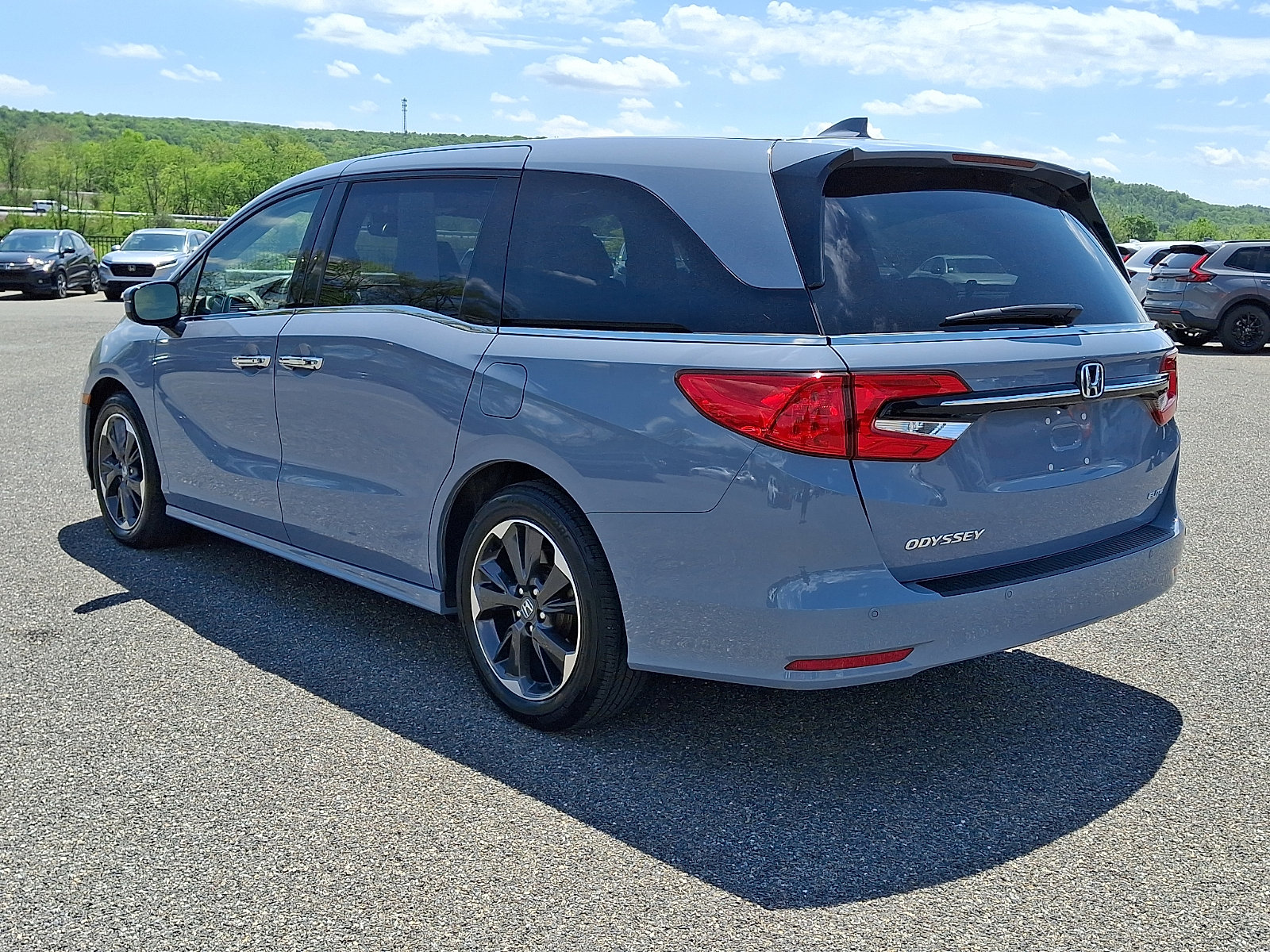 Used 2024 Honda Odyssey Elite image 4