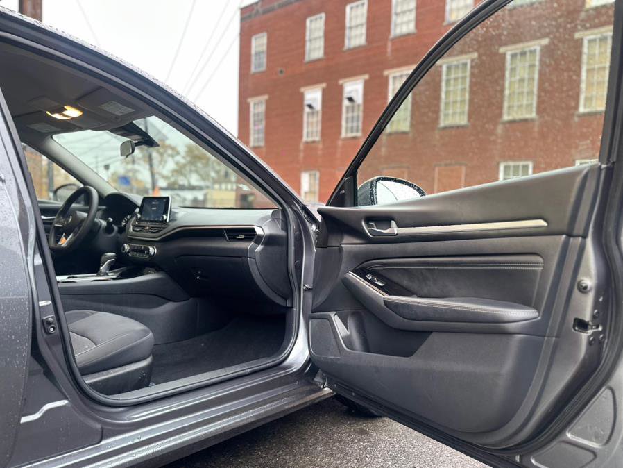 Used 2021 Nissan Altima 2.5 SV FWD image 15