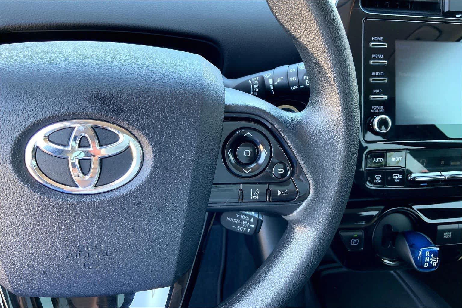 Used 2020 Toyota Prius LE FWD image 23