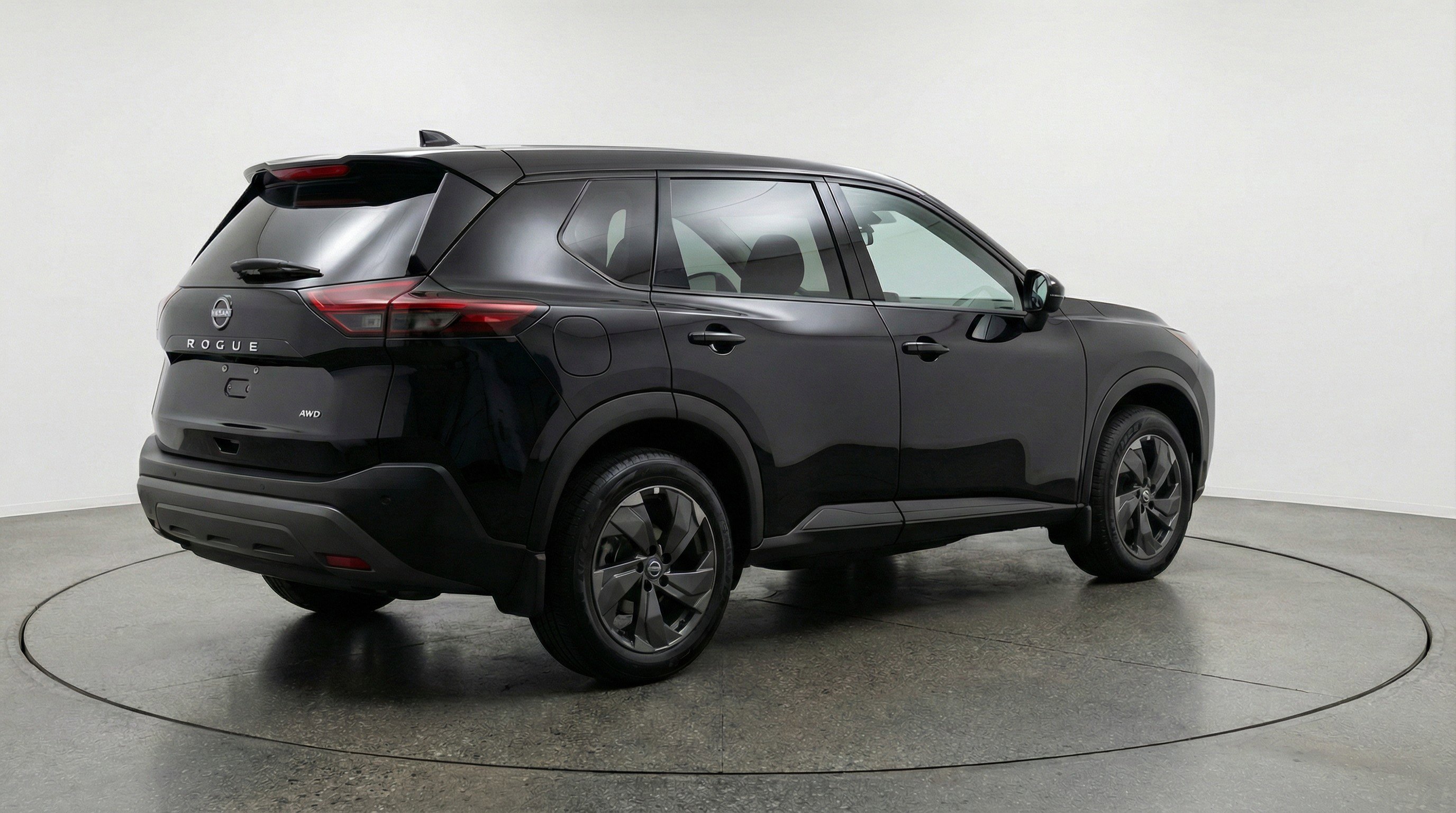 Used 2025 Nissan Rogue SV FWD image 9