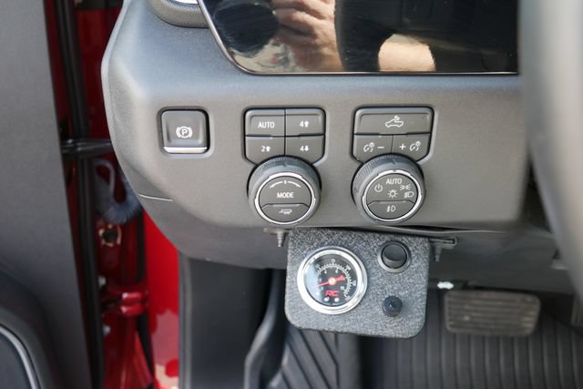 Used 2026 Chevrolet Silverado 1500 LT Trail Boss w/ Convenience Package II AWD/4WD image 17