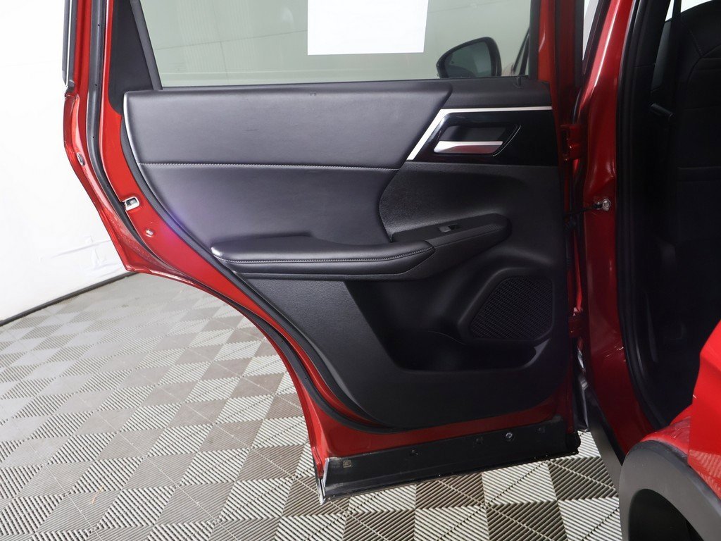 Used 2024 Mitsubishi Outlander SE image 24