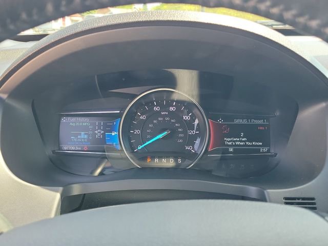 Used 2018 Ford Explorer XLT w/ Equipment Group 202A AWD/4WD image 25