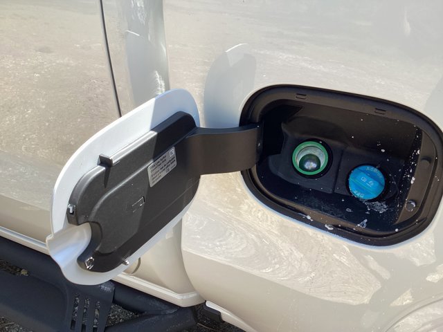 New 2026 GMC Sierra 1500 AT4 w/ Technology Package image 12