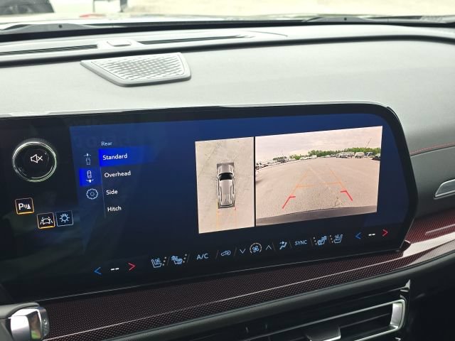 Used 2025 Chevrolet Traverse RS w/ LPO, Floor Liner Package FWD image 20