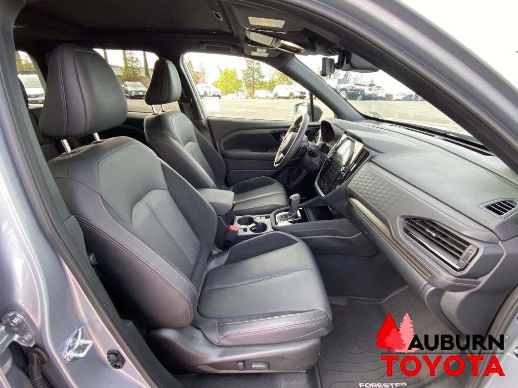 Used 2025 Subaru Forester Touring AWD/4WD image 15