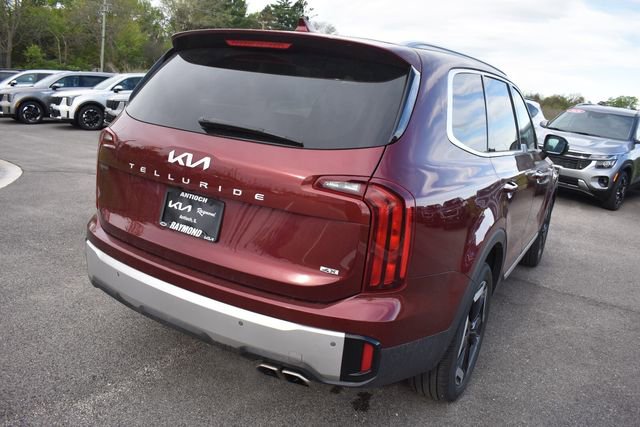 Certified 2024 Kia Telluride S w/ S Sunroof Package AWD/4WD image 4