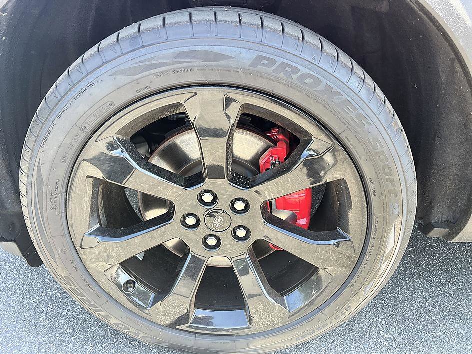 Used 2022 Ford Explorer ST w/ ST Street Pack image 9