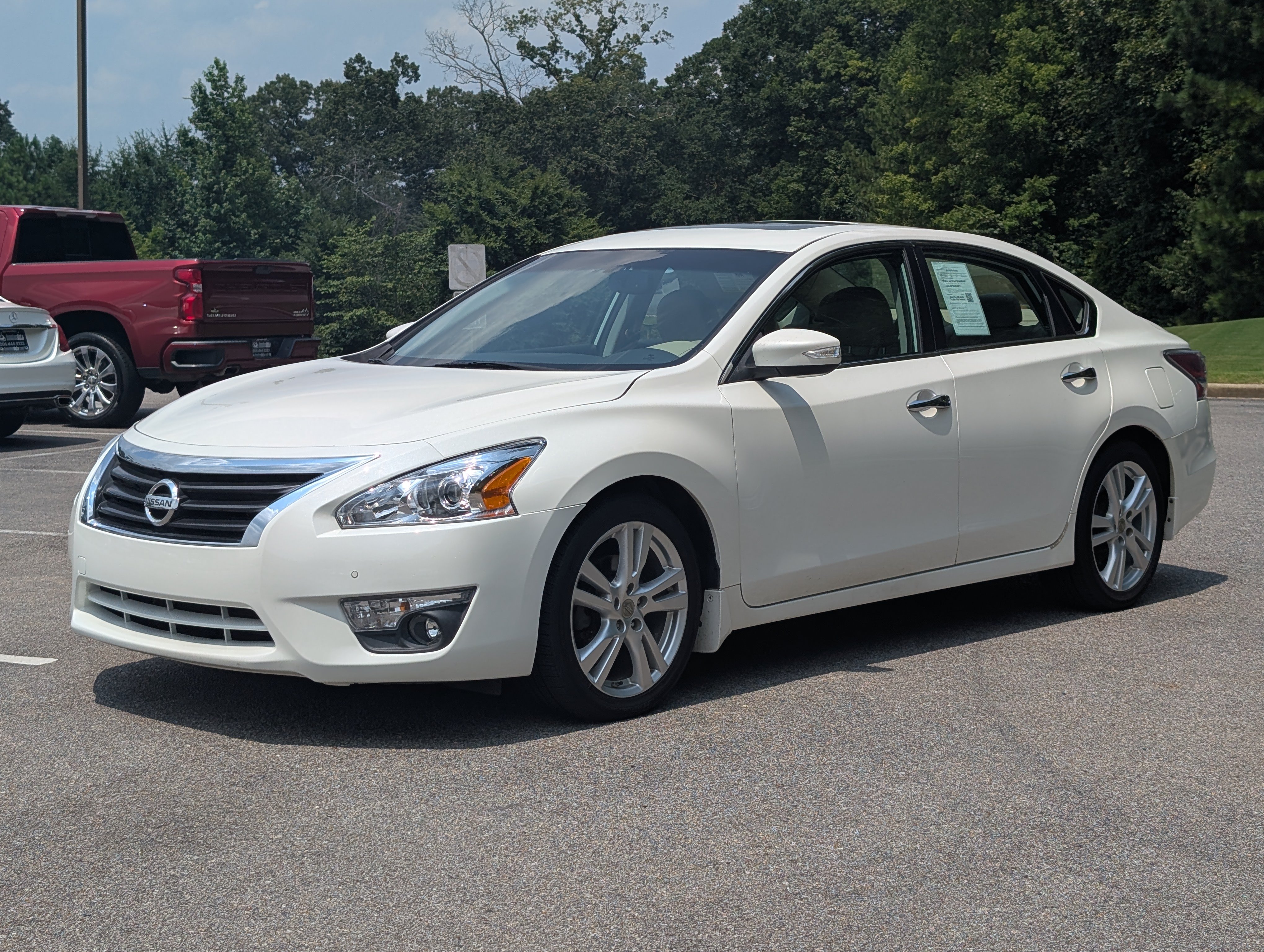 Used 2015 Nissan Altima 3.5 SL FWD image 5