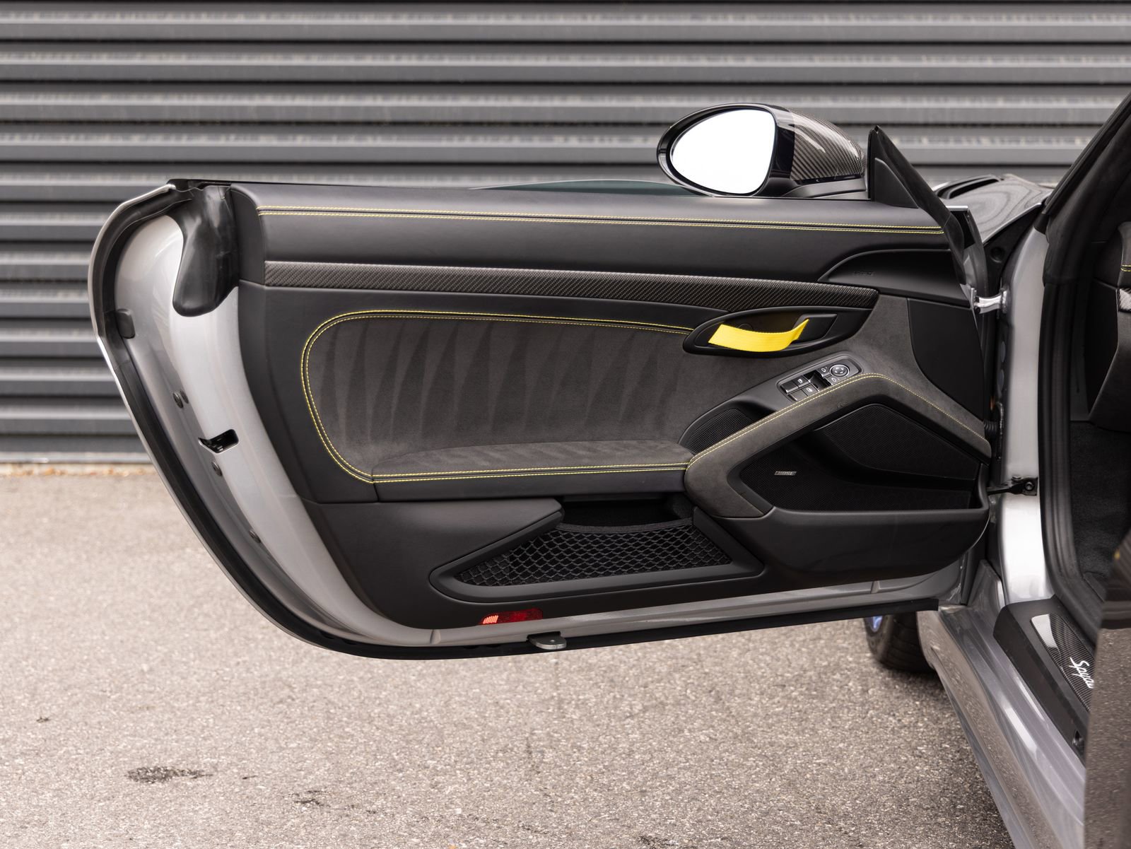 Certified 2025 Porsche 718 Boxster Spyder RS w/ Weissach Package image 21