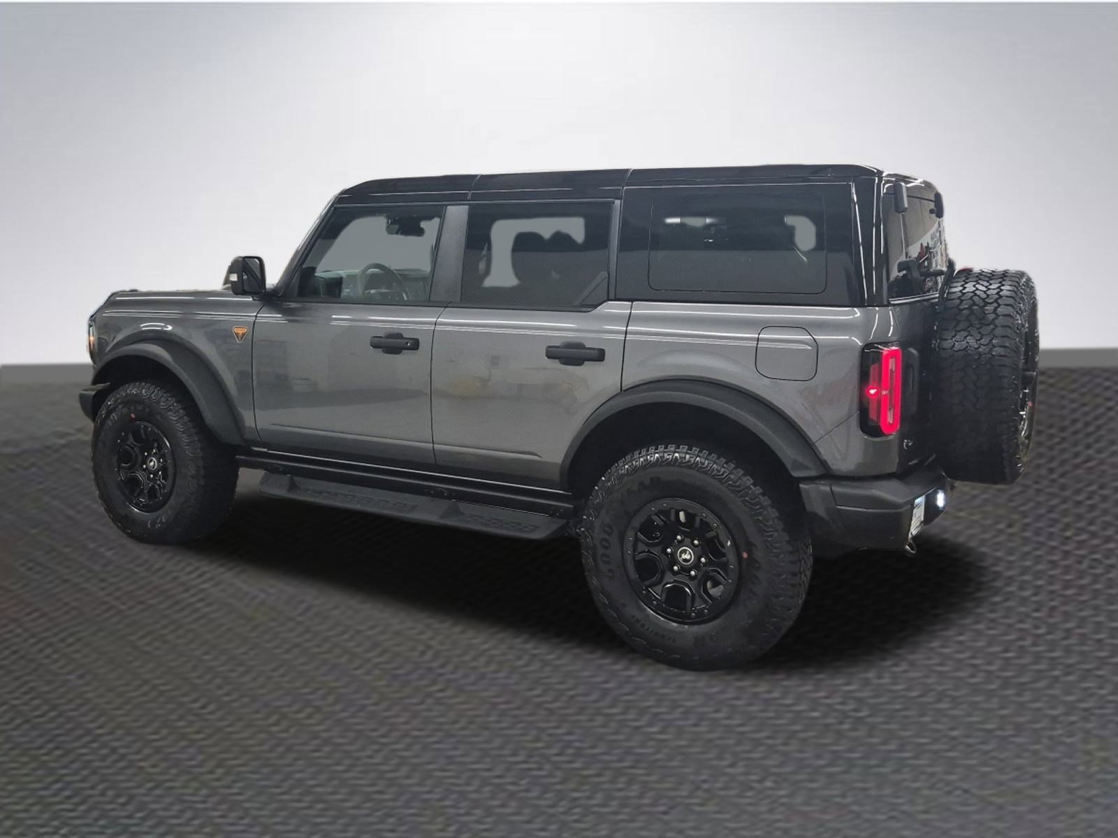 New 2025 Ford Bronco Badlands image 5