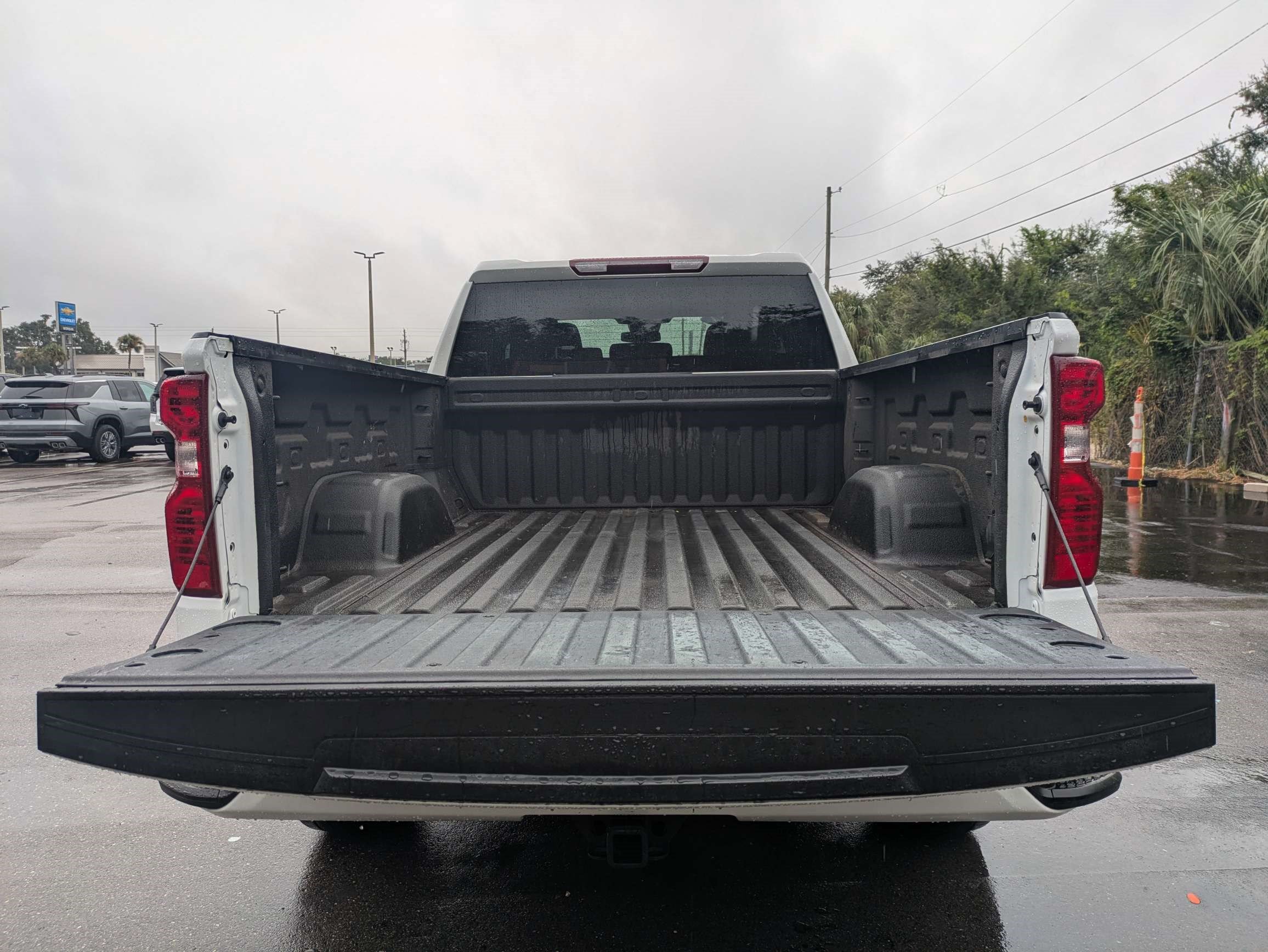 Used 2024 Chevrolet Silverado 1500 Custom RWD image 12