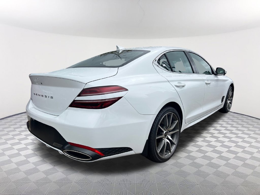 Used 2026 Genesis G70 2.5T RWD image 5