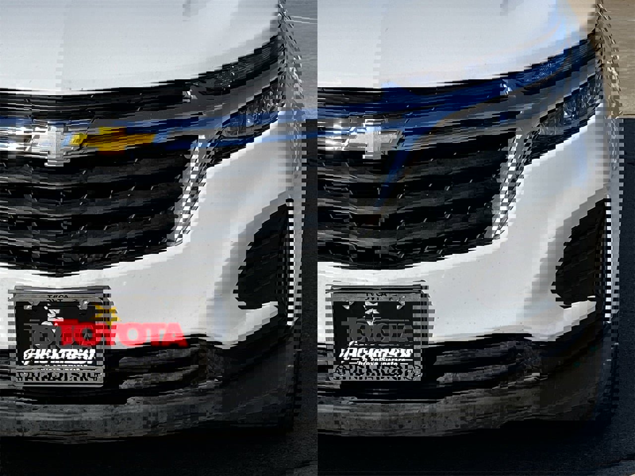 Used 2023 Chevrolet Equinox LS w/ LS Convenience Package image 8