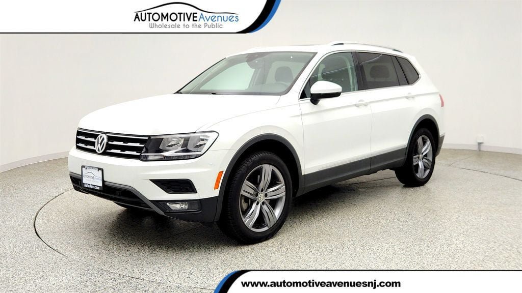 Used 2020 Volkswagen Tiguan SEL AWD/4WD image 1