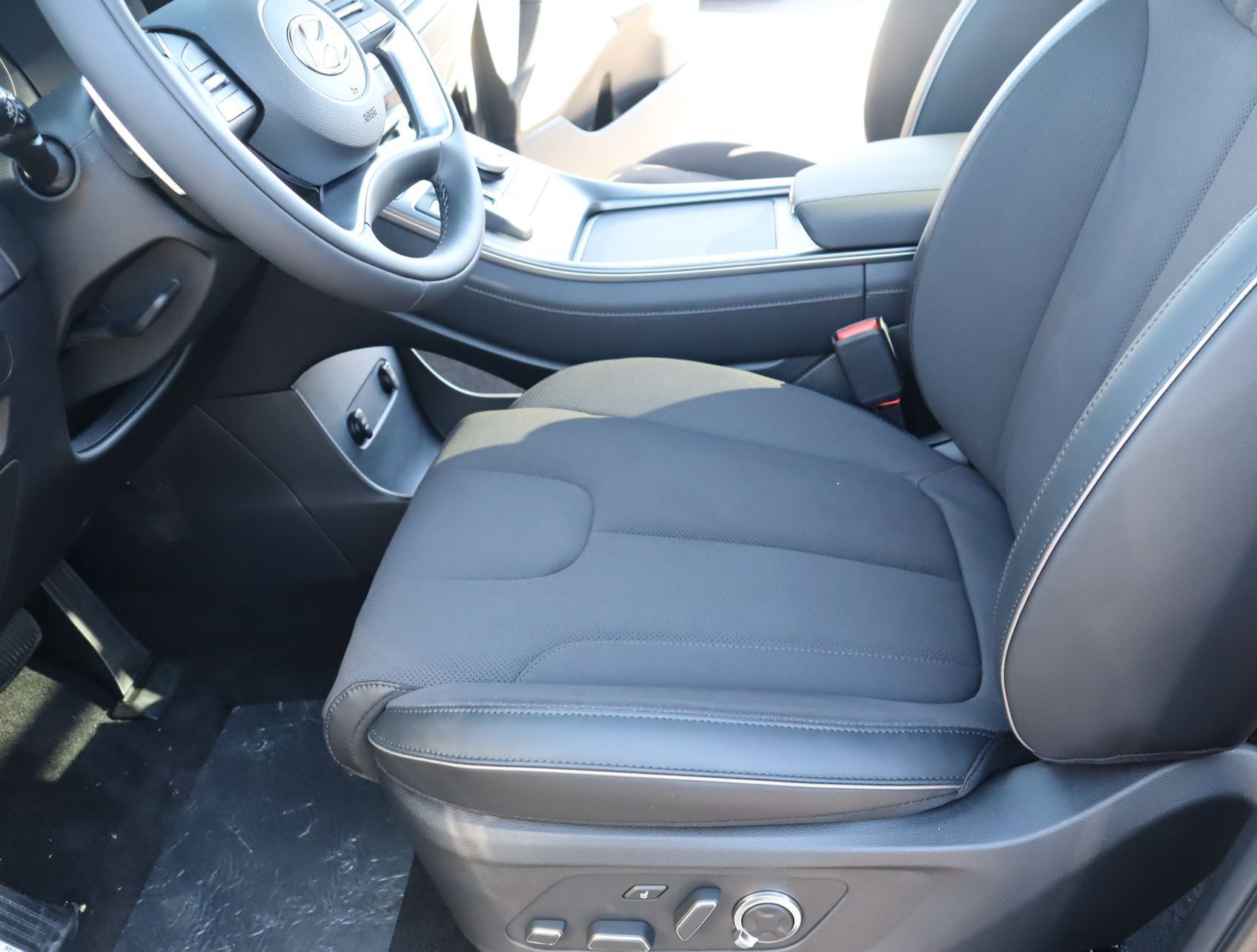 New 2025 Hyundai Palisade Calligraphy image 18