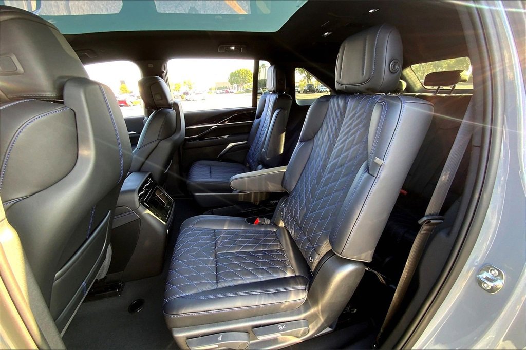 New 2026 Cadillac Escalade IQ Sport 1 image 29