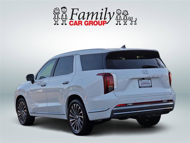 Used 2024 Hyundai Palisade Calligraphy image 3