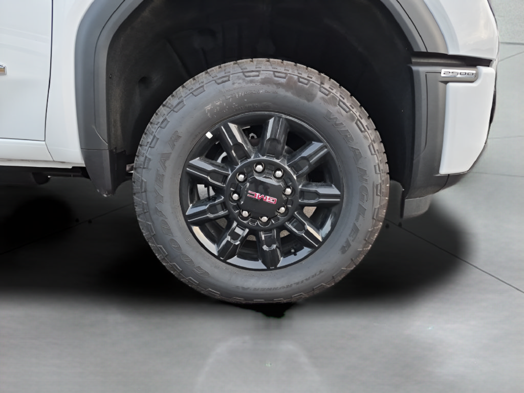 Used 2026 GMC Sierra 2500 AT4 AWD/4WD image 13