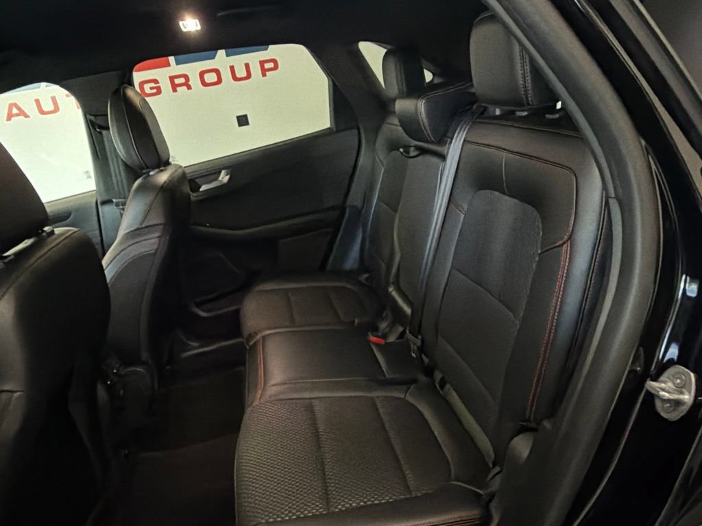 Used 2023 Ford Escape ST-Line w/ Tech Pack #1 AWD/4WD image 26