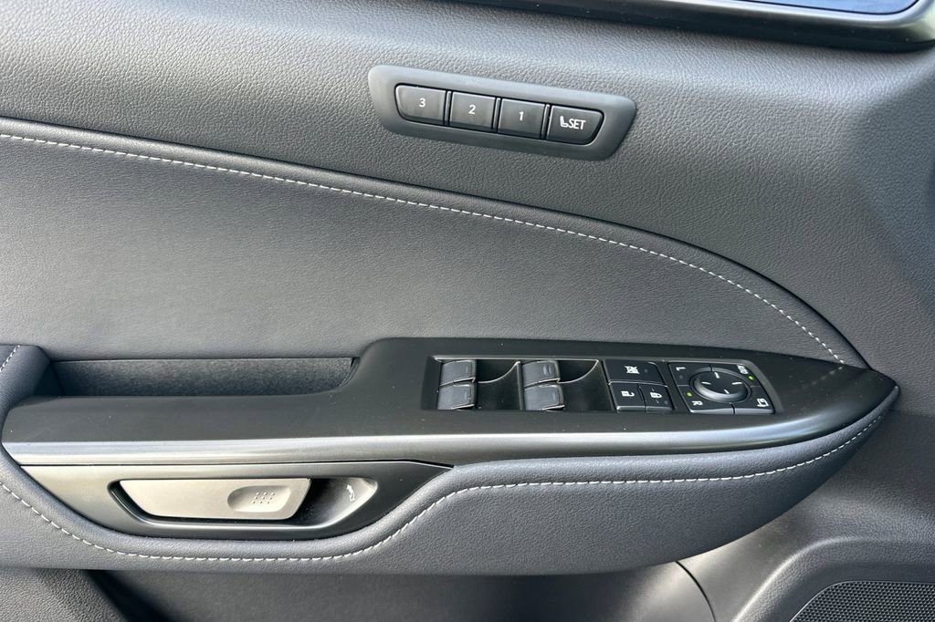 Used 2025 Lexus NX 350h AWD w/ Accessory Package (2T) image 12