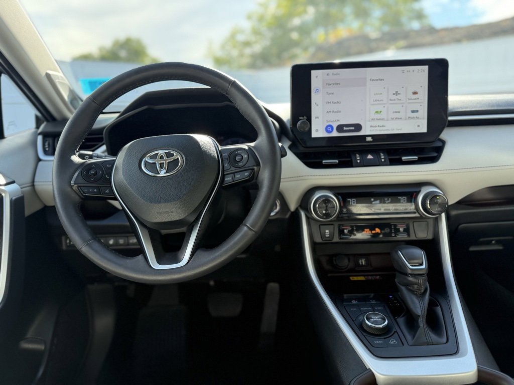 Used 2024 Toyota RAV4 Limited image 18