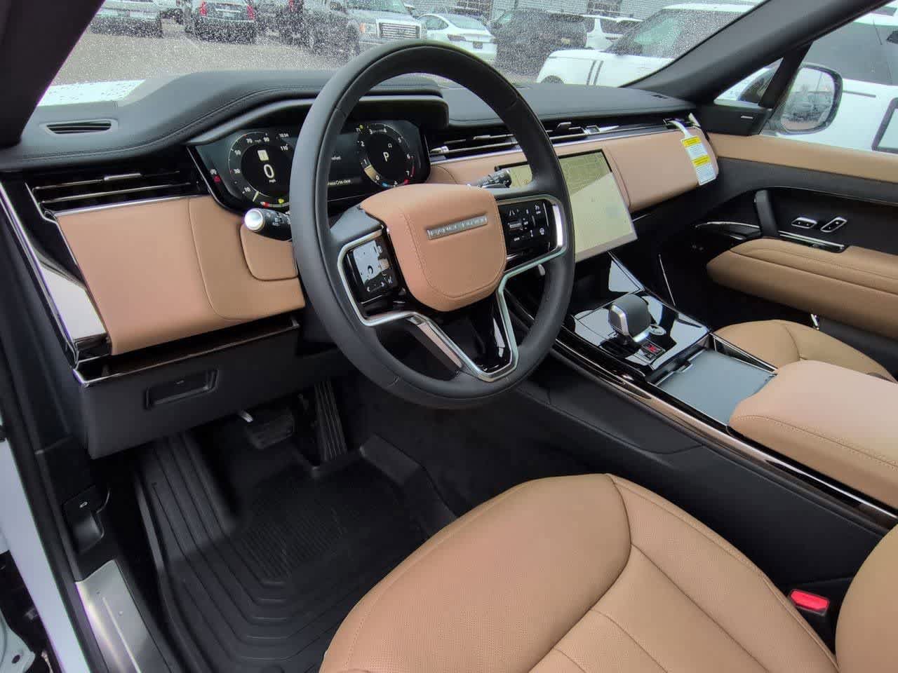 New 2026 Land Rover Range Rover Sport SE AWD/4WD image 2