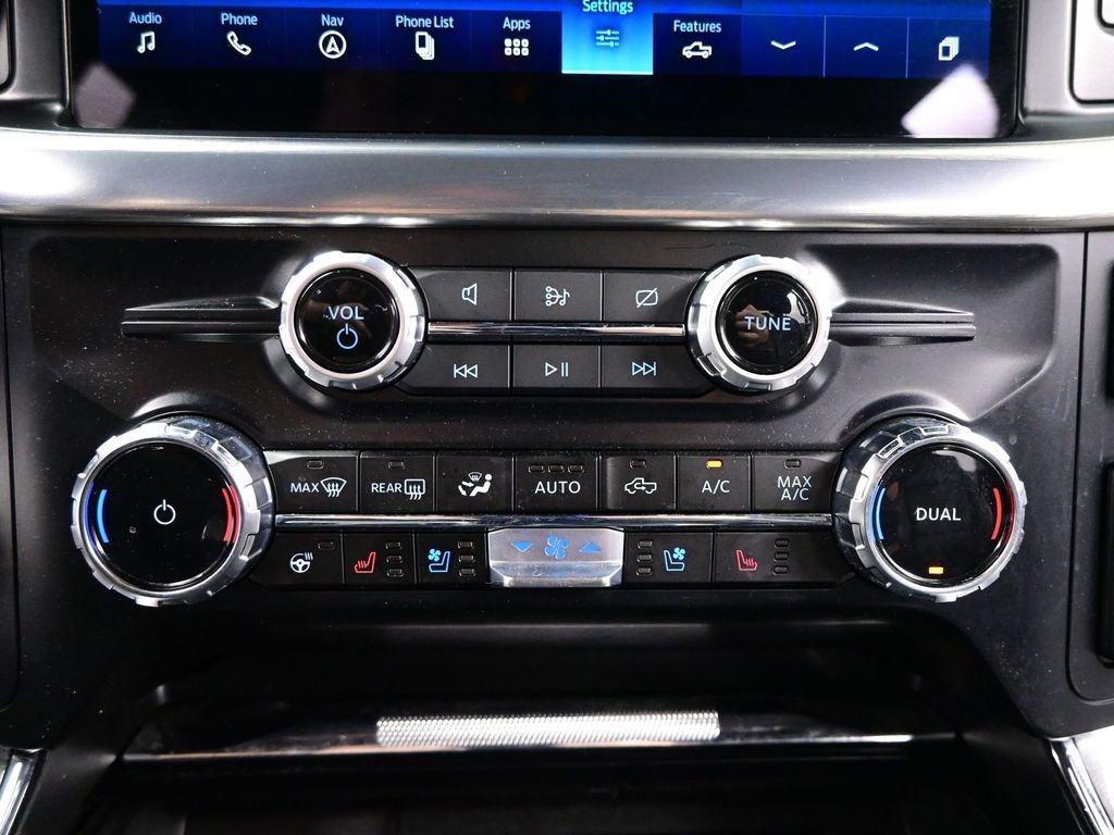 Used 2023 Ford F150 Lariat w/ Equipment Group 502A High image 17