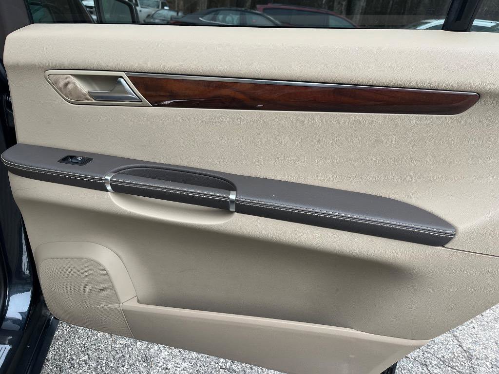 Used 2012 Mercedes-Benz R 350 R350 image 32
