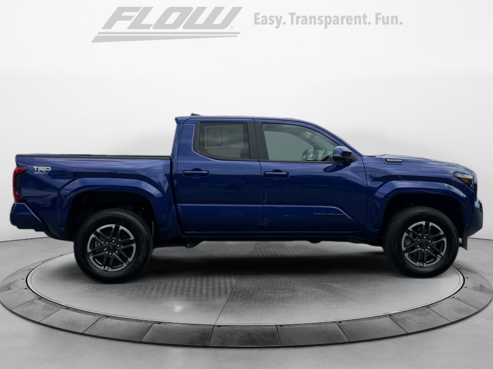 Used 2025 Toyota Tacoma TRD Sport w/ TRD Sport Upgrade Package AWD/4WD image 10