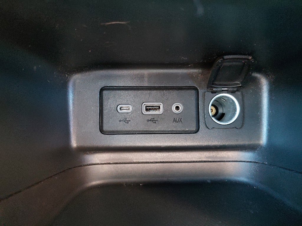 Used 2021 Chevrolet Equinox LT image 22