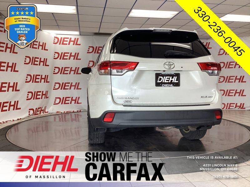Used 2018 Toyota Highlander XLE AWD/4WD image 5