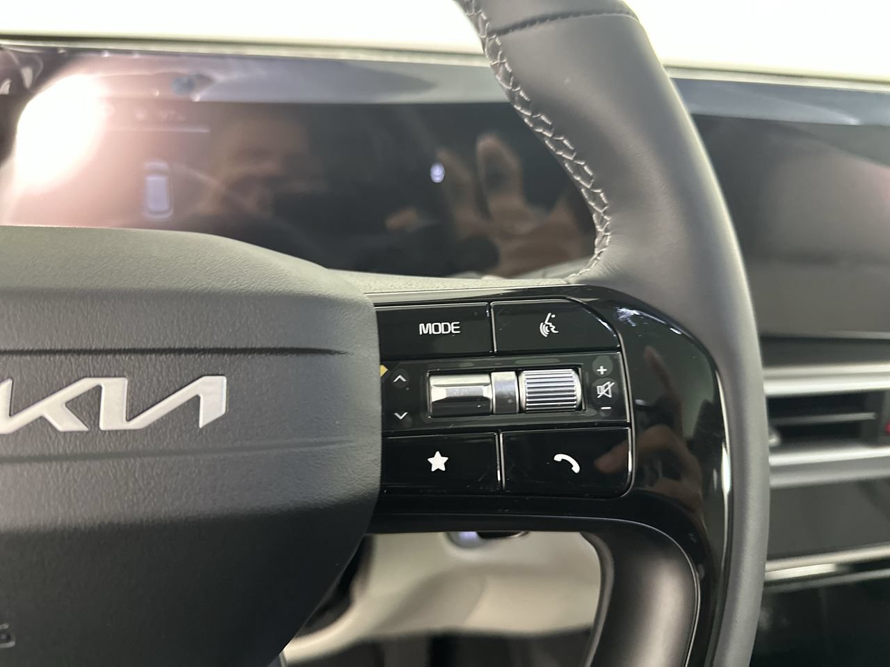 New 2026 Kia Sorento EX FWD image 7