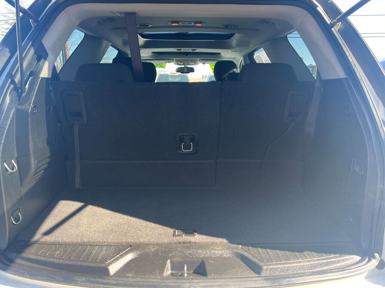 Used 2015 GMC Acadia SLE image 44