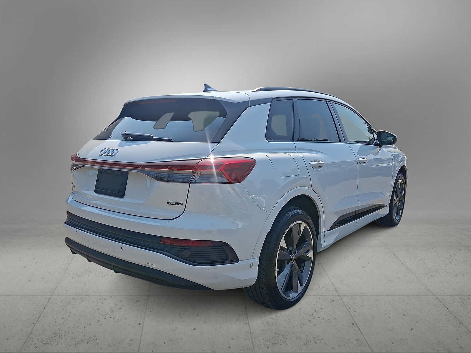 Used 2023 Audi Q4 e-tron Prestige w/ Black Optic Package AWD/4WD image 8