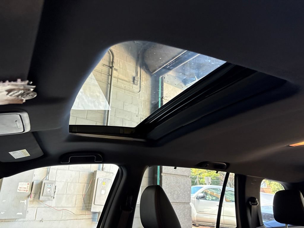 Used 2024 Honda Passport Black Edition image 13