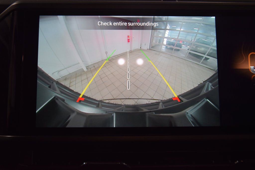 Used 2024 Jeep Wrangler Rubicon w/ Safety Group image 46