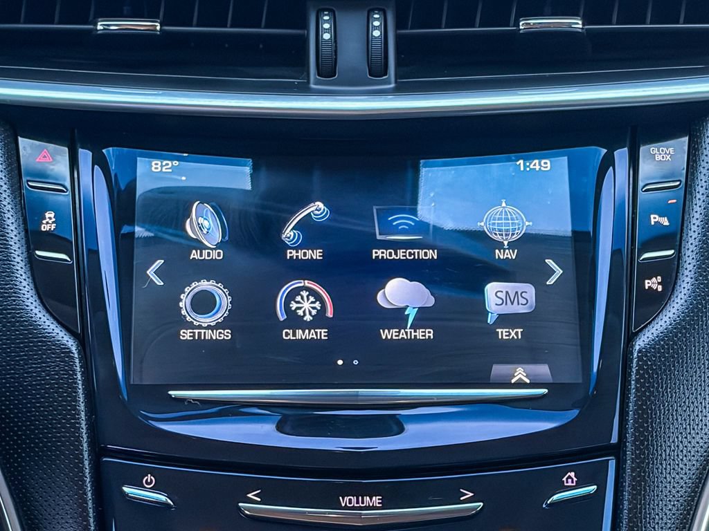 Used 2017 Cadillac XTS Luxury FWD image 4
