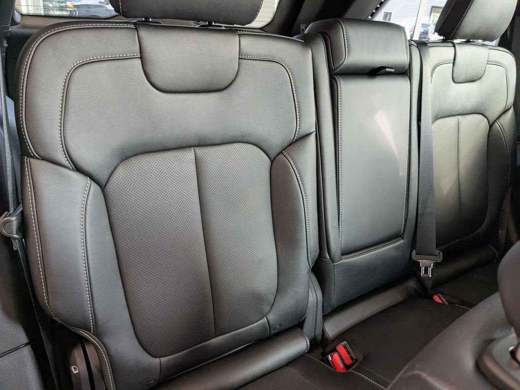 New 2027 Jeep Grand Cherokee Limited AWD/4WD image 29
