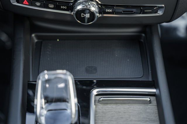 New 2026 Volvo XC60 T8 Plus w/ Protection Package Premier image 23
