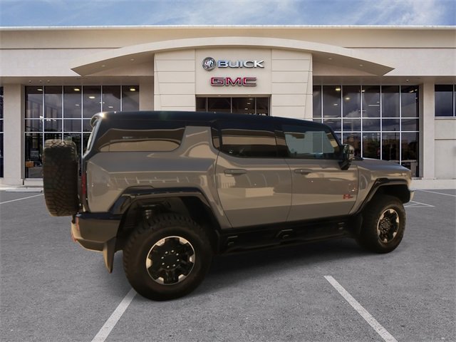 New 2025 GMC Hummer EV 3X w/ Extreme Off-Road Package image 14