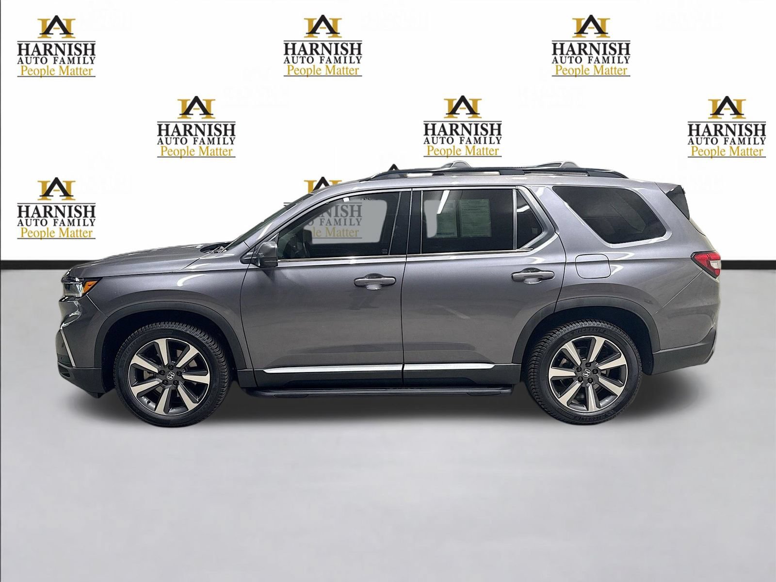 Used 2023 Honda Pilot Elite image 8