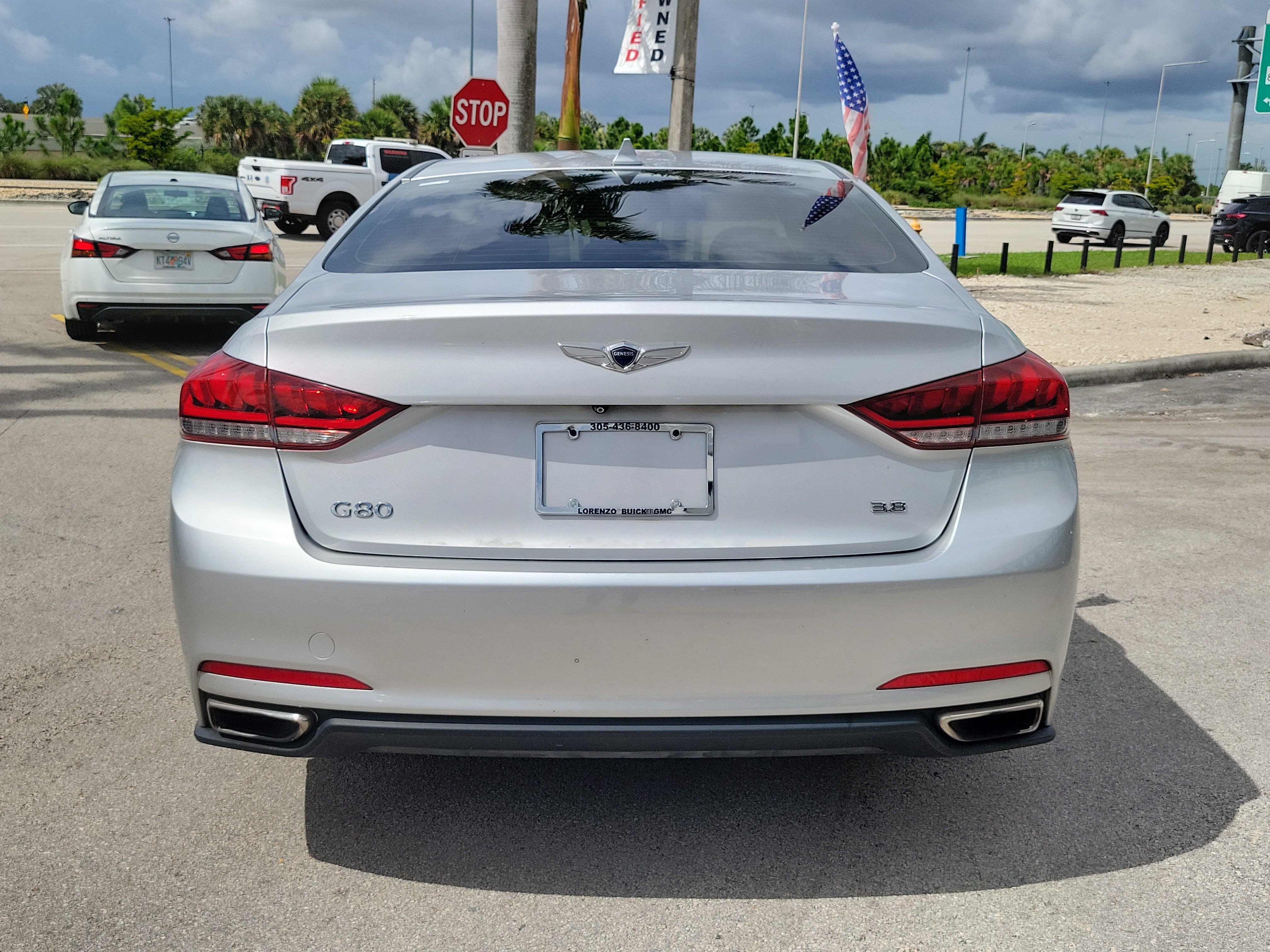 Used 2017 Genesis G80 3.8 RWD image 6