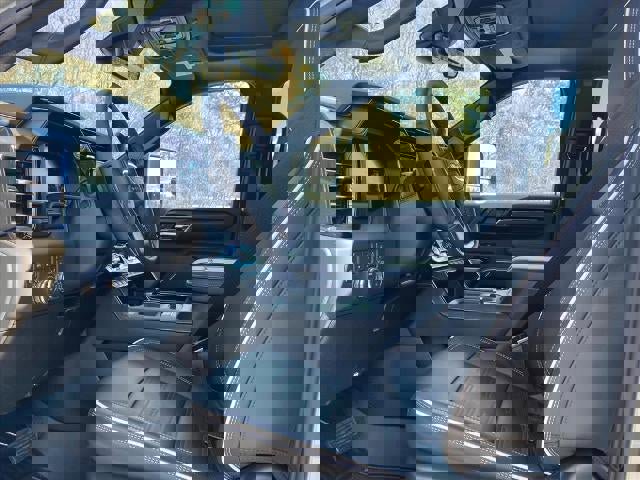 New 2026 GMC Sierra 2500 AT4X w/ LPO, Black Badging Package image 19