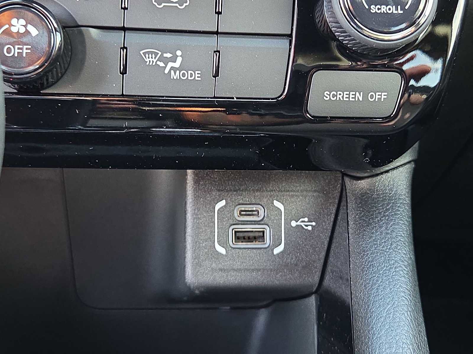 New 2026 Jeep Compass Latitude image 32
